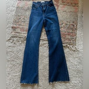 Abercrombie The Flare Curve Love size 4 Long